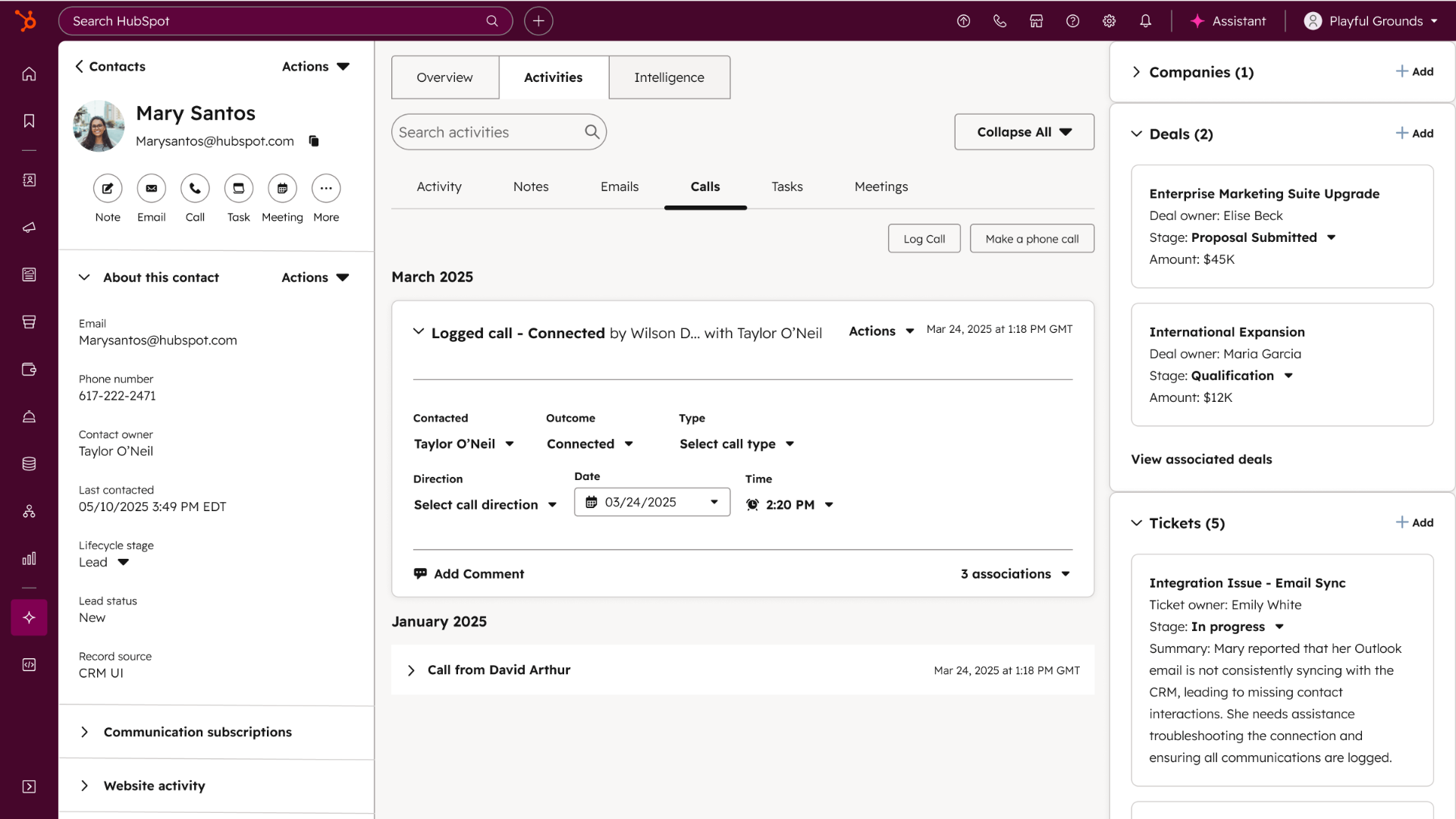 HubSpot Service Hub Contact Management Interface